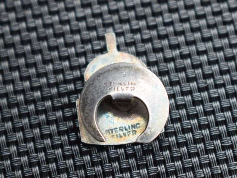 26) Lovely Tiny WW2 ARP Lapel Badge In Silver — image 2