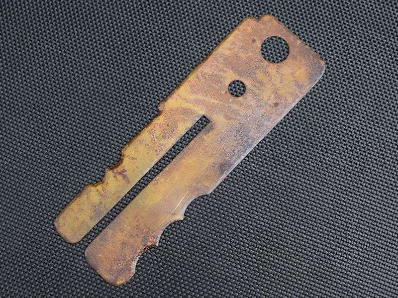 44) Good Original WW2 Air Ministry Marked Button Polishing Stick 1940 — image 2