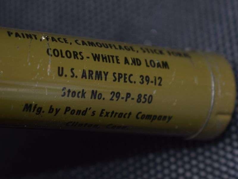 76) Excellent Near Mint Unissued WW2 US Army Camouflage Face Paint White & Loam — image 4