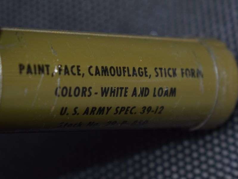 76) Excellent Near Mint Unissued WW2 US Army Camouflage Face Paint White & Loam — image 5