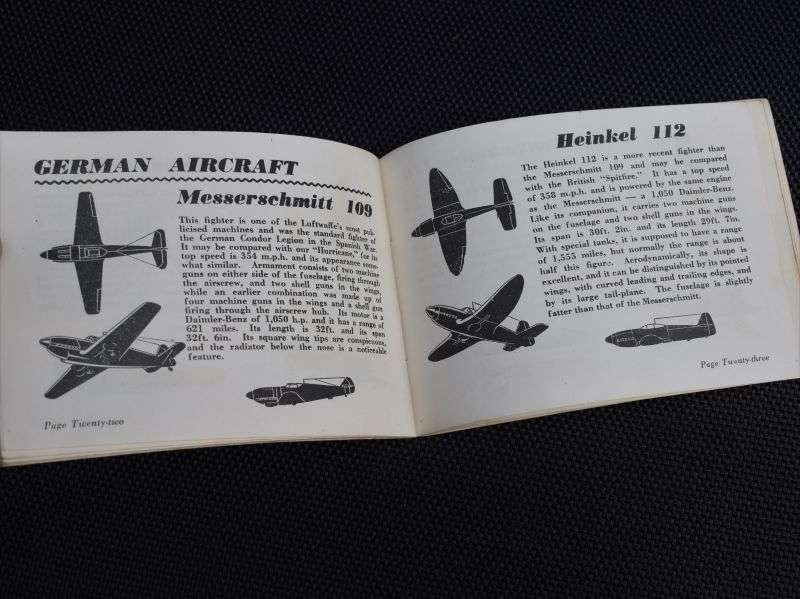 61) Good WW2 Daily Mirror Booklet Spot Them In The Air. British & German Aircraft 1940 — image 6