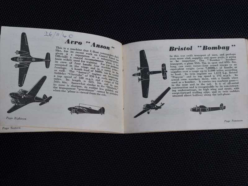 61) Good WW2 Daily Mirror Booklet Spot Them In The Air. British & German Aircraft 1940 — image 7