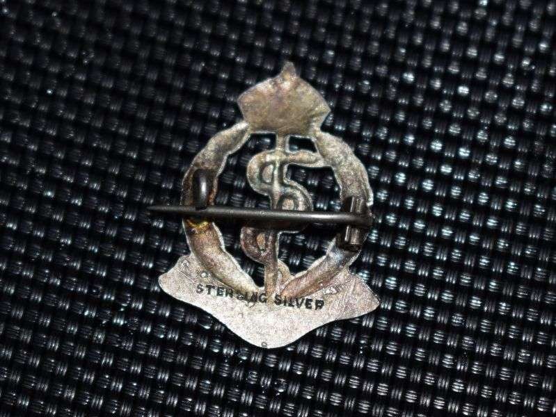 92) Nice Original WW1 WW2 Royal Army Medical Corps Sweetheart Brooch — image 2