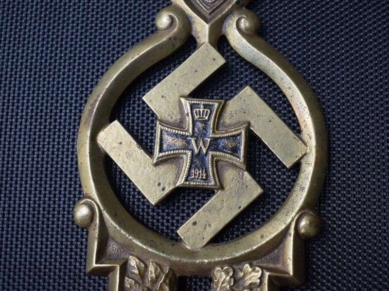 97) Excellent Original WW2 Era Nazi WW1 Veterans Flag Pole Top — image 10