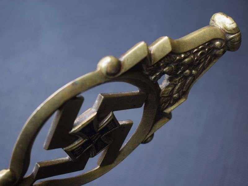 97) Excellent Original WW2 Era Nazi WW1 Veterans Flag Pole Top — image 2