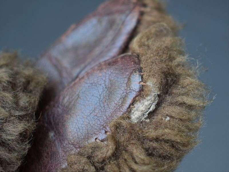 1) Excellent WW2 Woman's Fleece Covered Leather Palm CC41 Marked Gloves — image 2