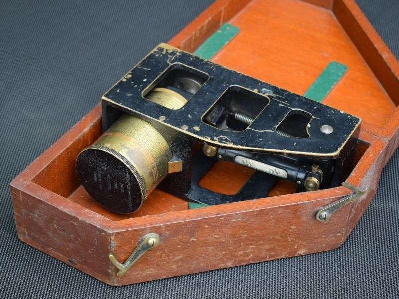 134) Good Original Boxed WW2 Clinometer, Inspectors MKII 1942 — image 10