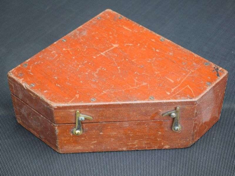 134) Good Original Boxed WW2 Clinometer, Inspectors MKII 1942 — image 11