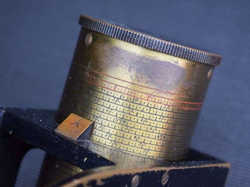 134) Good Original Boxed WW2 Clinometer, Inspectors MKII 1942 — image 5