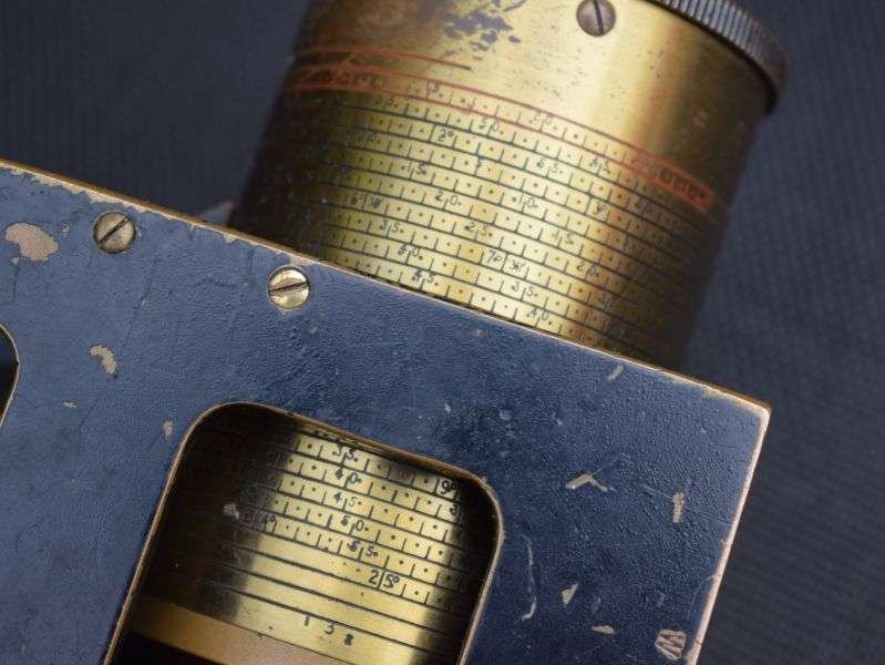 134) Good Original Boxed WW2 Clinometer, Inspectors MKII 1942 — image 6