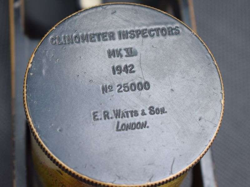 134) Good Original Boxed WW2 Clinometer, Inspectors MKII 1942 — image 7