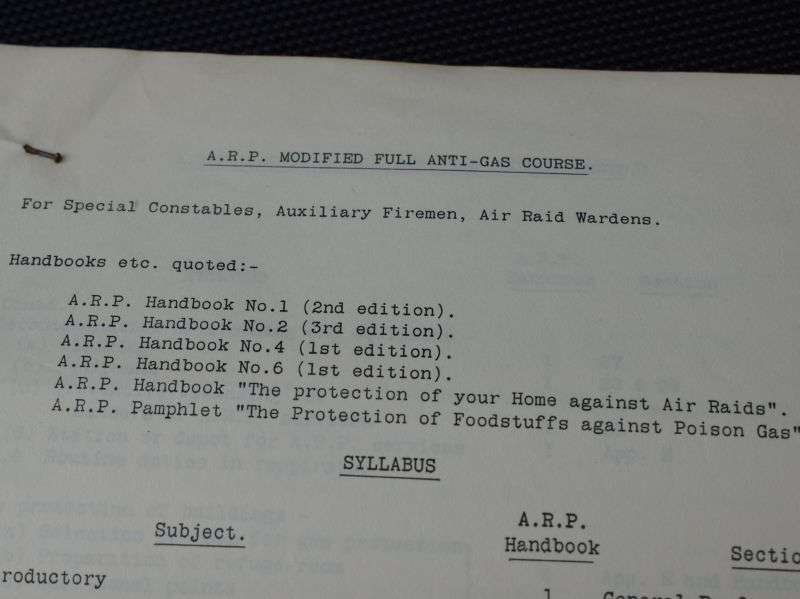 141) Early WW2 ARP Anti-Gas Training & First Aid Sheets Metropolitan-Vickers Electrical Co Ltd — image 15