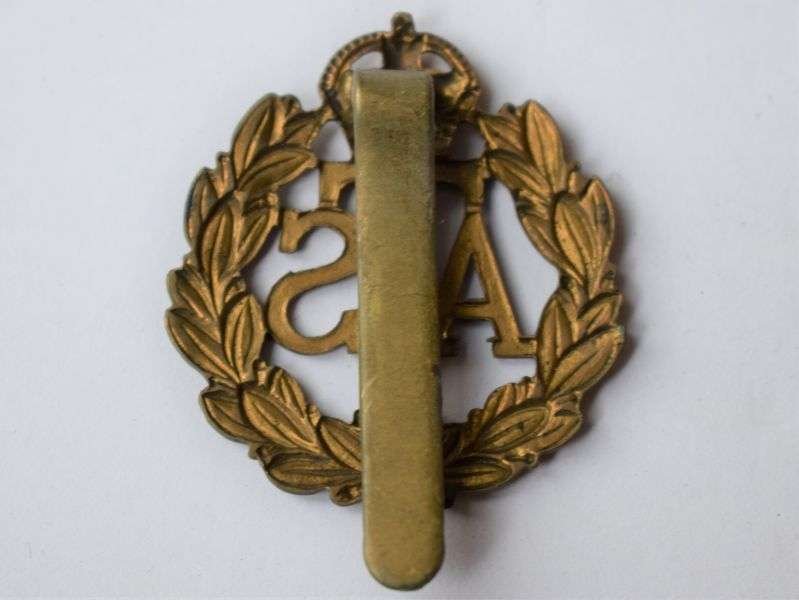 108) Excellent Original WW2 Auxiliary Territorial Regiment Cap badge — image 2