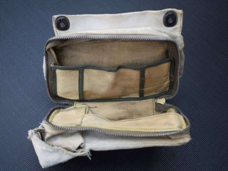 51) Tatty Original WW2 USAAF Aeronautical First Aid Kit Pouch — image 6