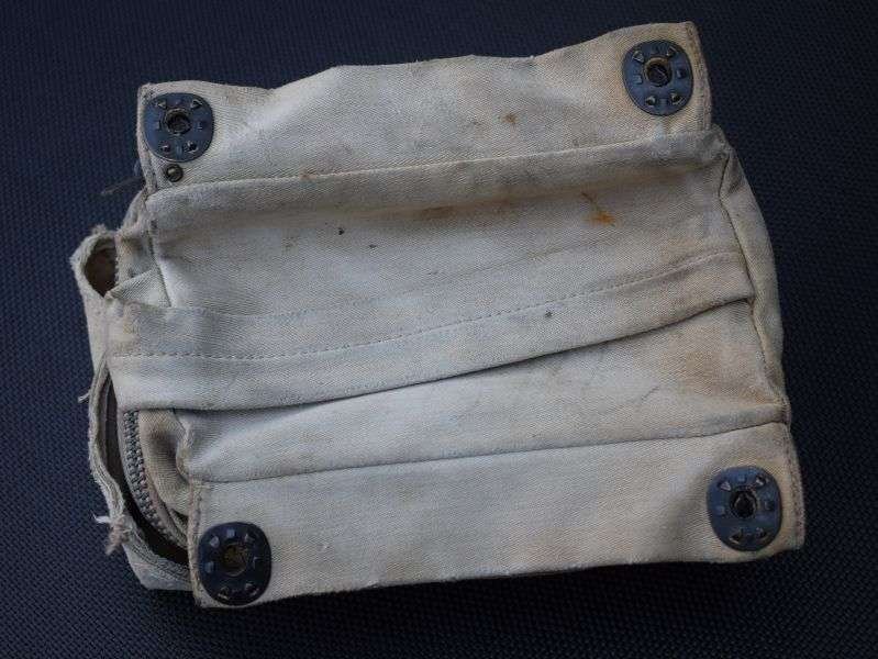 51) Tatty Original WW2 USAAF Aeronautical First Aid Kit Pouch — image 8