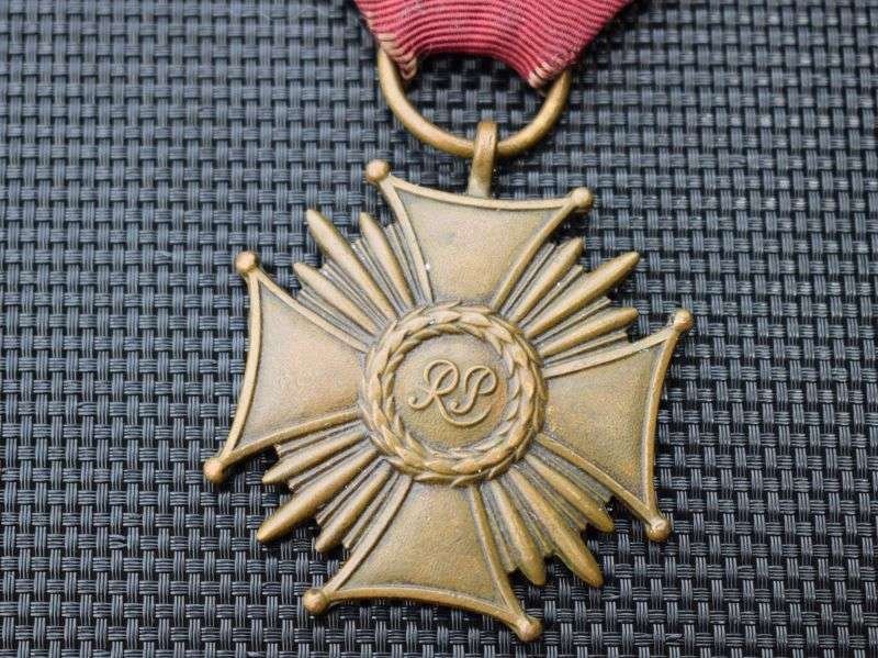 19) Good Original WW2 Polish Cross of Merit — image 4