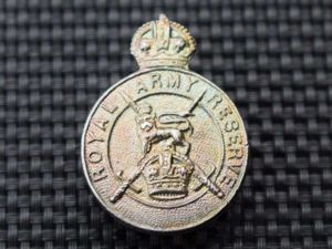 15) Excellent Original WW2 Royal Army Reserve Lapel Badge 1938 …