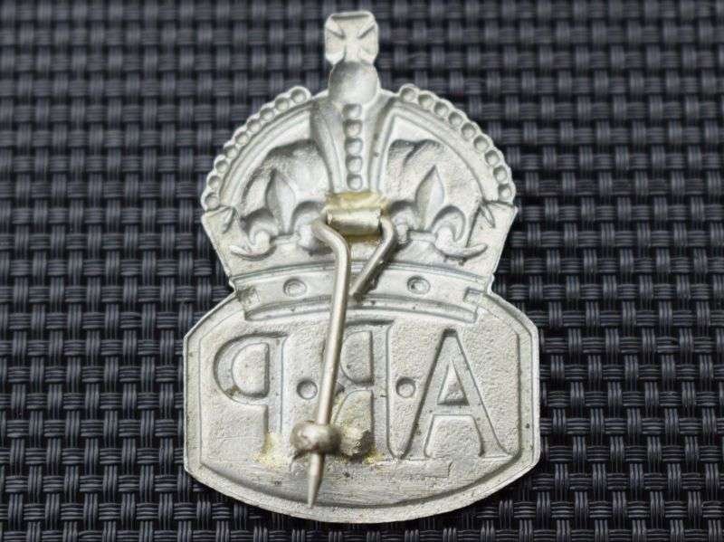 14) Original WW2 Woman's Issue White Metal ARP Pin Badge Cap Badge — image 2