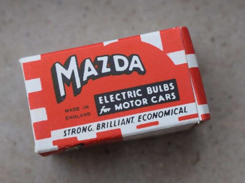 10) Full Box of 24 Unissued WW2-1950s British Army Mazda Vehicle Light Bulbs — image 4