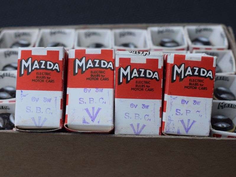 10) Full Box of 24 Unissued WW2-1950s British Army Mazda Vehicle Light Bulbs — image 6
