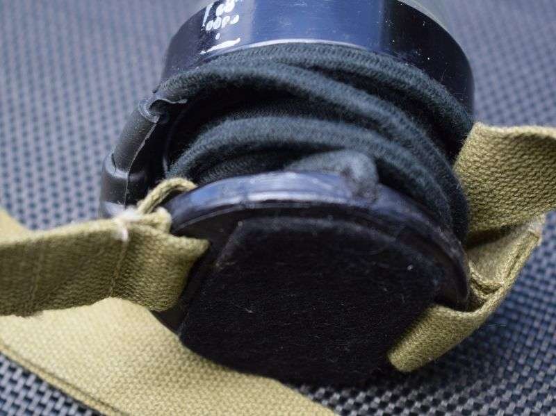 23) Boxed Unissued WW2 USAAF & RAF Issue Dinghy Signalling Lamp — image 2