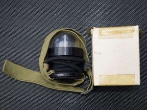 23) Boxed Unissued WW2 USAAF & RAF Issue Dinghy Signalling …