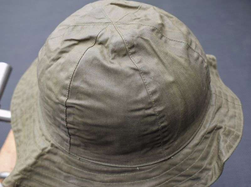 60) Nice Unissued WW2 US Army Waterproof Rain Hat Dated 1942 — image 12