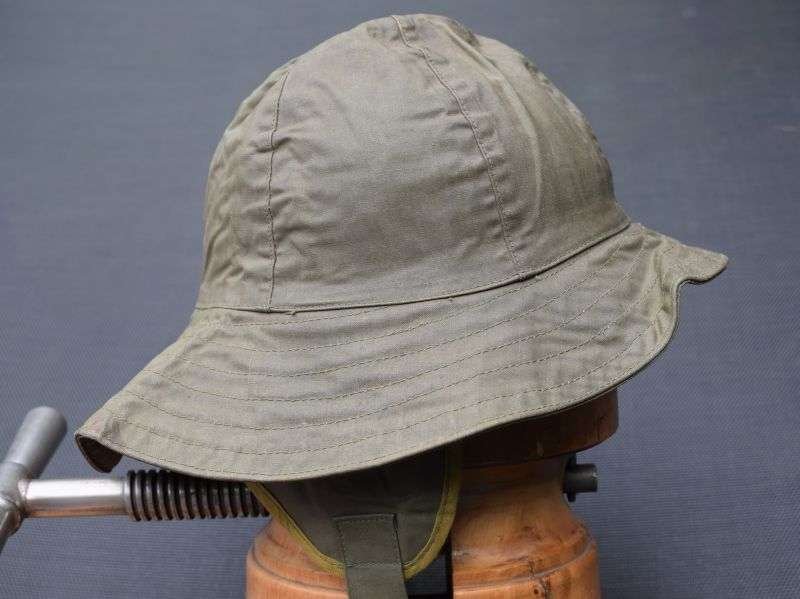 60) Nice Unissued WW2 US Army Waterproof Rain Hat Dated 1942 — image 13