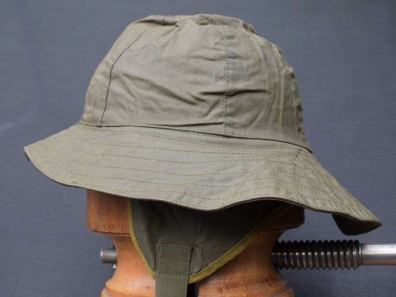 60) Nice Unissued WW2 US Army Waterproof Rain Hat Dated 1942 — image 15
