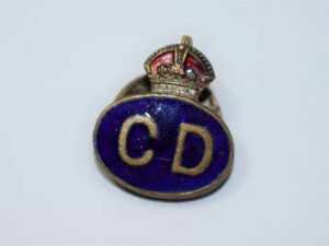 96) Good Original Wartime Civil Defence Mans Lapel Badge