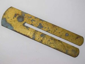 136) Dirty As Found Original WW1 WW2 British Army Brass …