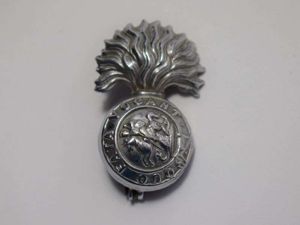 151) Original WW1 WW2 Northumberland Fusiliers Pin Back Brooch