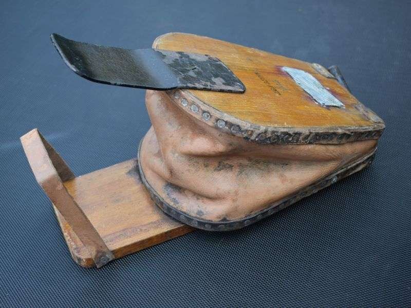 64) Excellent Original WW2 British Military Bellows Foot Pump Boat Pump Dated 1943 — image 4