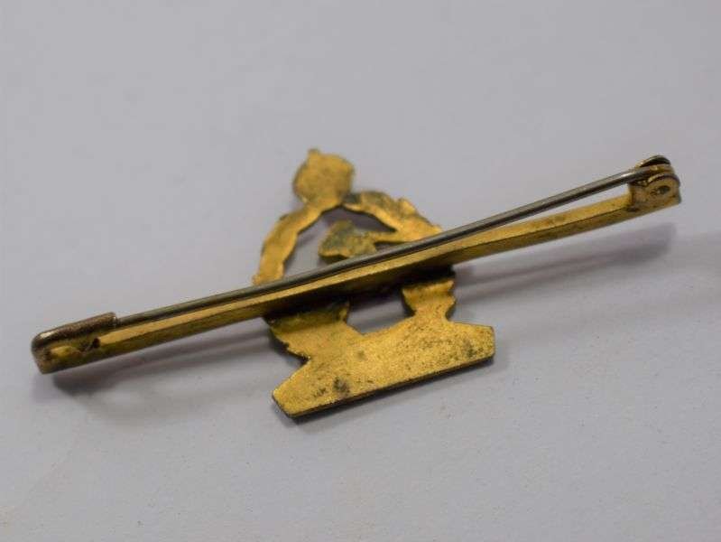 26) Good Original WW2 Royal Army Veterinary Corps Sweetheart Brooch — image 2