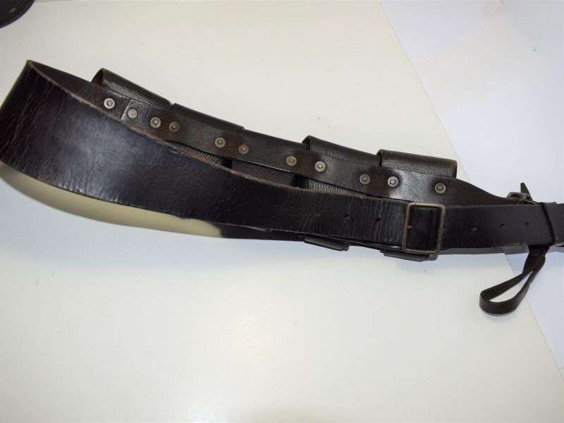 129) Excellent British Military 1903 Pattern Ammo Bandolier in Black. Rifle Corps etc Dated 1922 — image 5