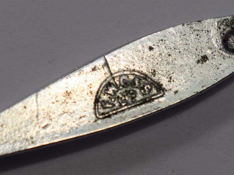 136) Excellent WW2 RAF Propeller & Wings Sweetheart Brooch — image 2