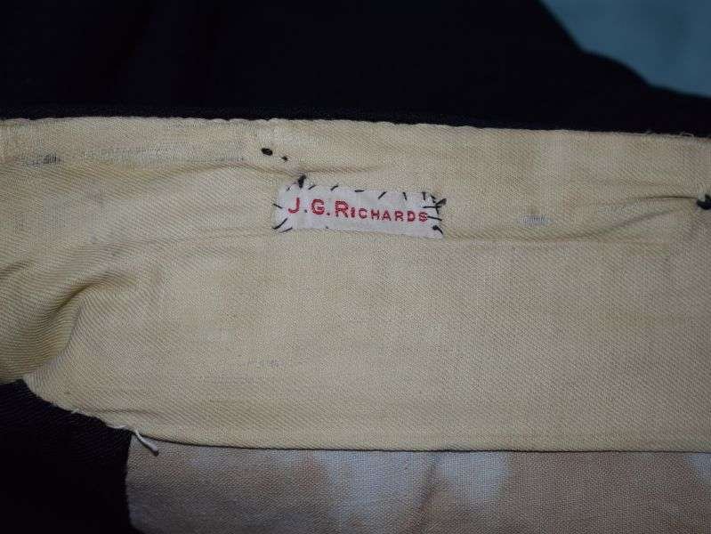 83) Excellent Early WW2 Royal Navy Officers Dress Uniform Surgeon Lieutenant March 1939 — image 3