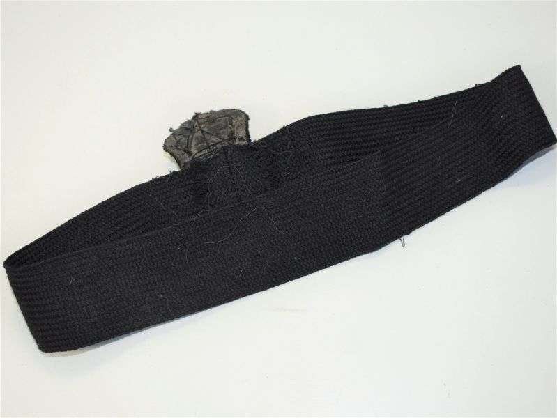 46) Excellent Post WW2 1950s RAF Officers Peaked Cap Badge & Cap Band — image 2