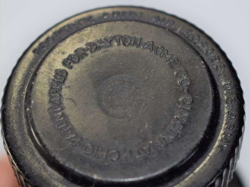 3) Excellent Original WW2 USAAF A-7 Waterproof Dinghy Light — image 4