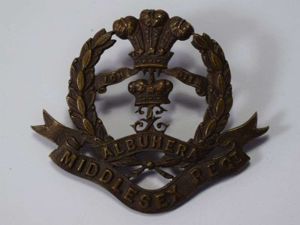 46) Excellent WW1 WW2 Middlesex Regiment Officers Bronze Collar Badge