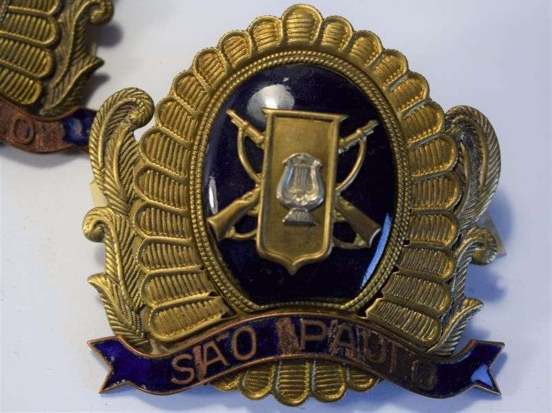 86) A Set of 3 Unusual Argentine Military Helmet Plates Sau-Paulo — image 4