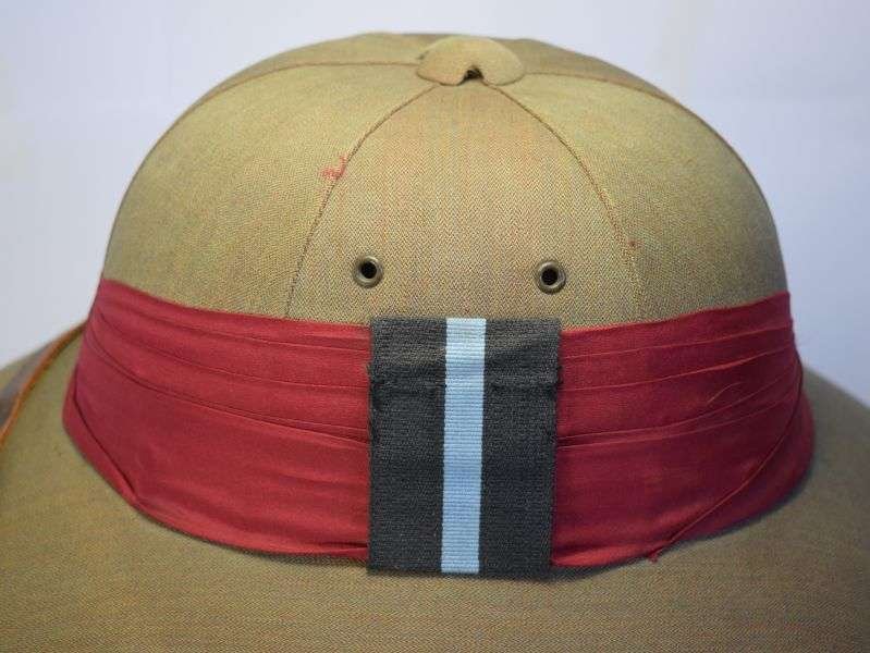 69) 1930s-WW2 British Officers? Sun Helmet with Unidentified Flash — image 20