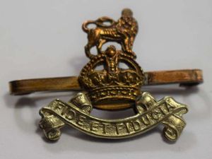 143) Original WW2 Royal Army Pay Corps Sweetheart Brooch