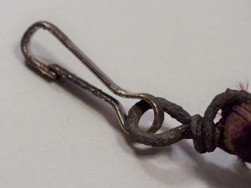 149) Unidentified British Army Maroon Lanyard & Pistol/Whistle clip RAMC, Para etc? — image 2