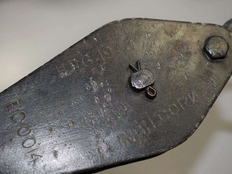 153) Excellent British Military Heavy Duty Pully Block With Swivel Hook Dated 1943 — image 10