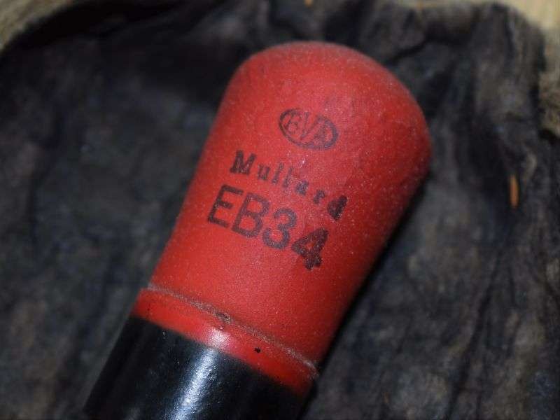 30) Original Boxed Unissued Canadian Military Valve CV 1054 — image 4