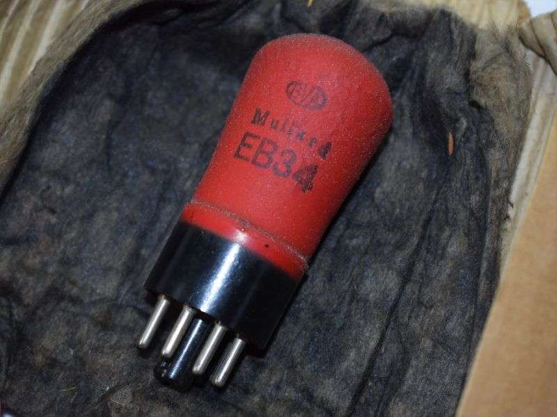 30) Original Boxed Unissued Canadian Military Valve CV 1054 — image 5