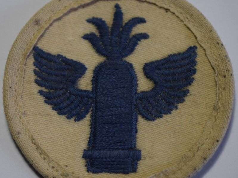 41) Excellent Original WW2 Kriegsmarine Artillery White Cloth Arm Badge — image 3
