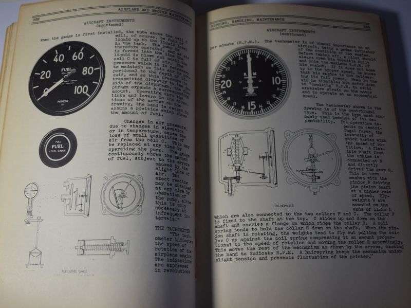 60) Large Original WW2 Airplane & Engine Maintenance For The Air Mechanic 1939 — image 3