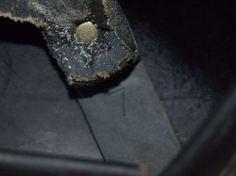 96) Excellent WW2 British Home Front Bakelite Protective Helmet — image 2